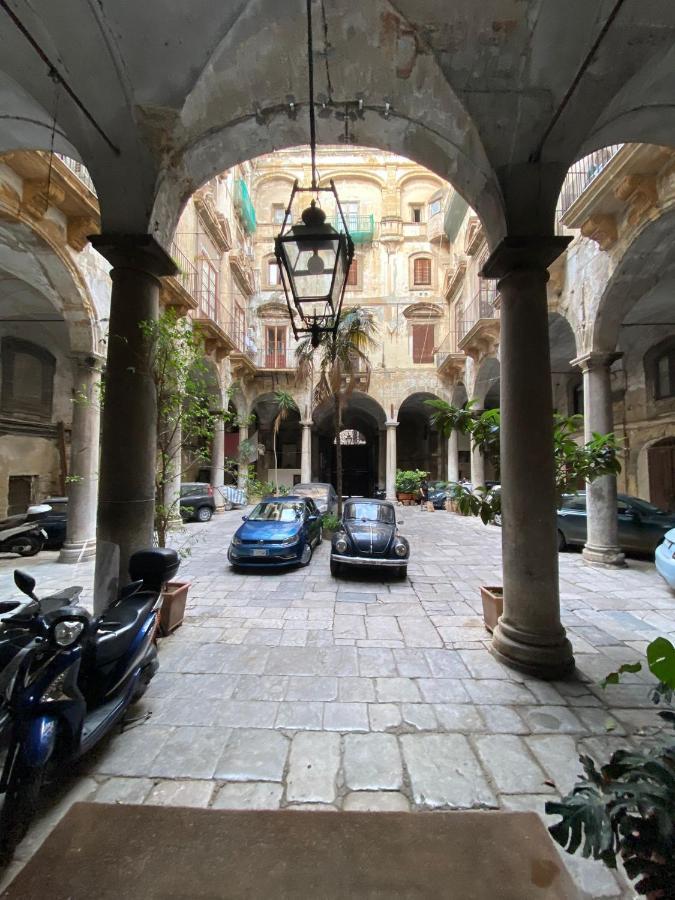 Palazzo Cuto Central Flat Palermo Eksteriør billede