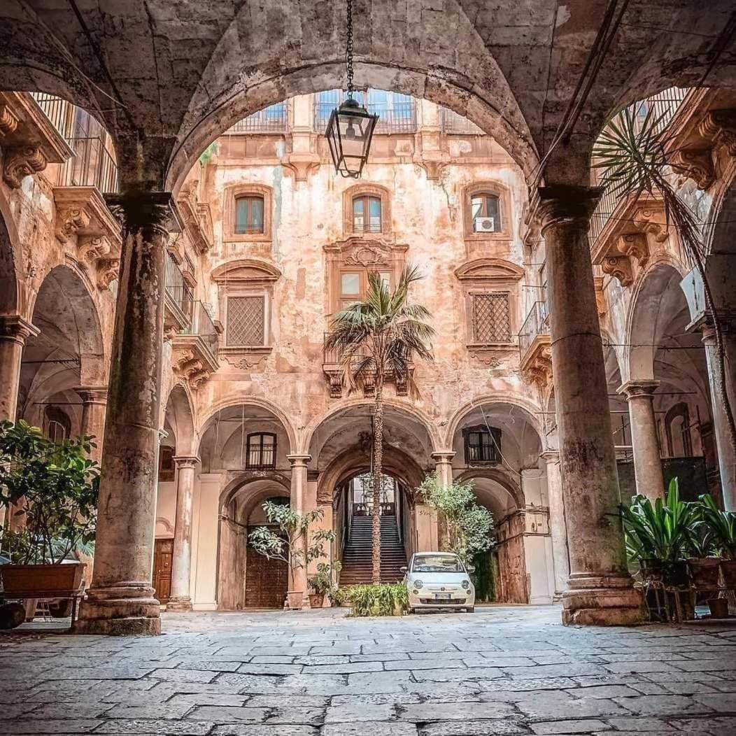 Palazzo Cuto Central Flat Palermo Eksteriør billede