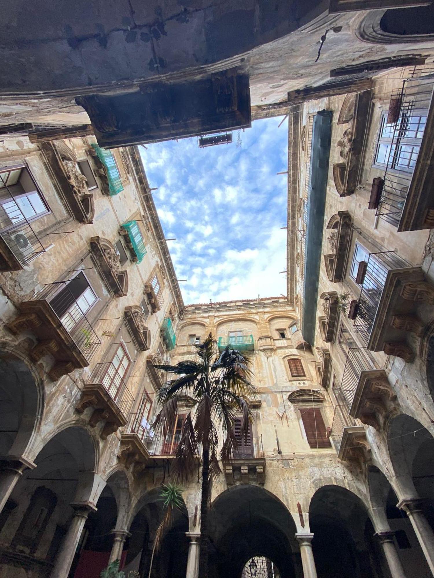 Palazzo Cuto Central Flat Palermo Eksteriør billede